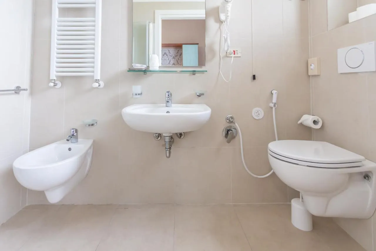 Hotel Ideale Mare Bellaria-Igea Marina 3*,